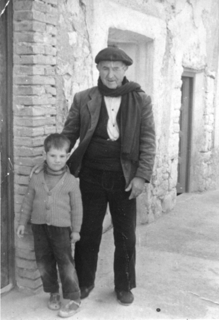 Retrato de abuelo y nieto. Villarquemado.