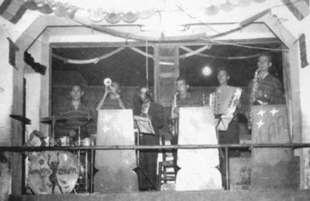 Orquesta en Villarquemado.