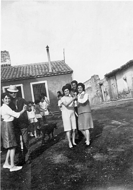 Baile de plaza. Villar del Salz.