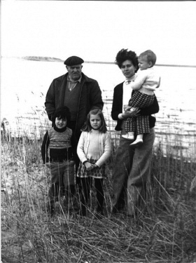 Retrato familiar en la laguna de Gallocanta