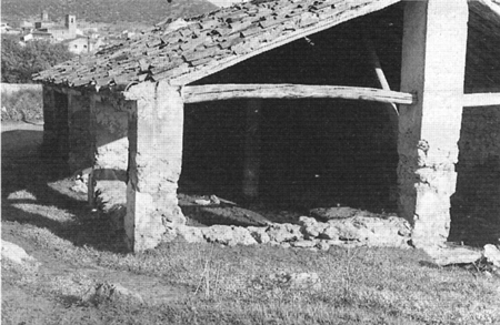 Lavadero antes del derribo. El Poyo