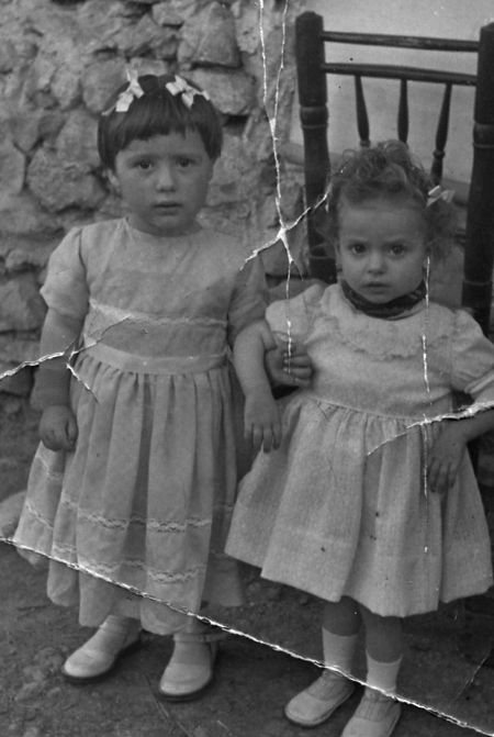 Dos niÃ±as vecinas de Monforte.