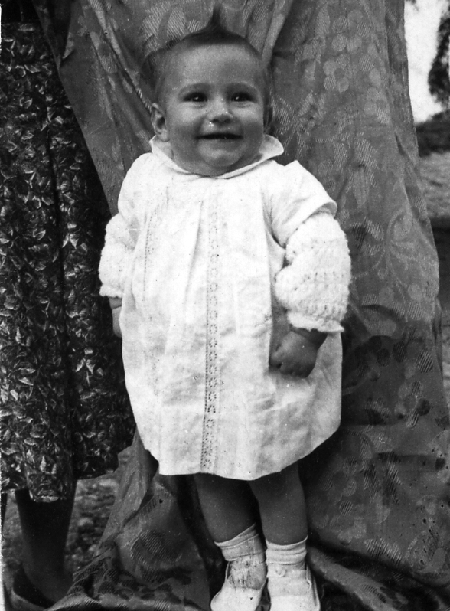 Retrato de un bebÃ©. Monforte.