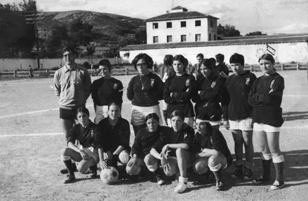 Equipo de fÃºtbol femenino formado a finales de los sesenta. Daroca.
