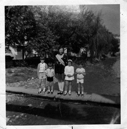 Grupo familiar de fiestas en Herrera