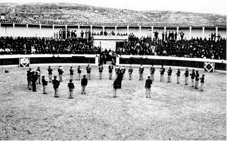 ActuaciÃ³n de la banda de mÃºsica de Daroca en la plaza de toros de AlcaÃ±iz.
