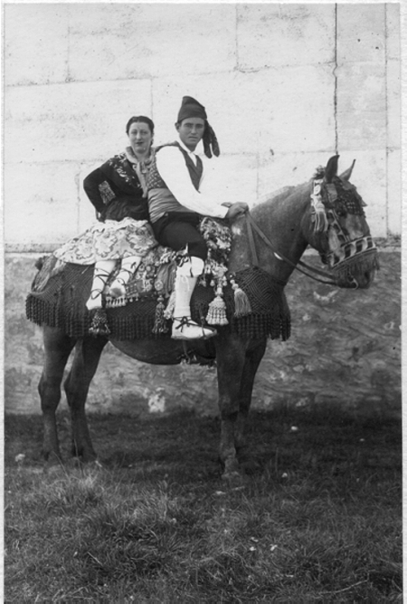 Baturros a caballo. Torremocha.