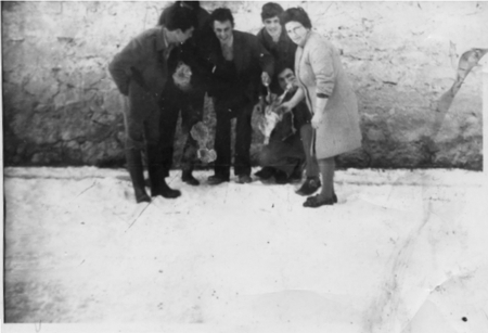 Con el pollo en la nieve. Torremocha.