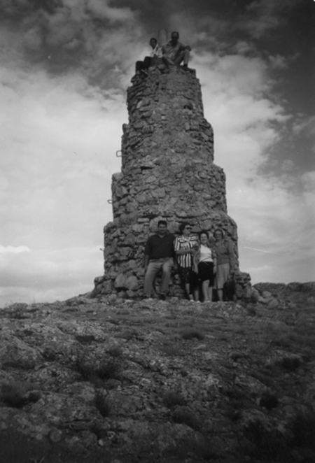 Amigos en el pilÃ³n. Torremocha.