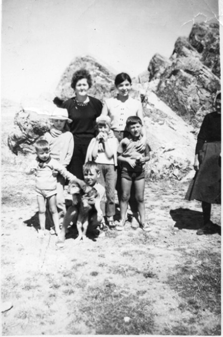 Familia en el monte. Torremocha.