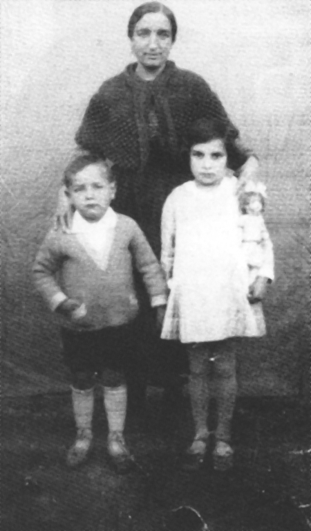 Juliana HernÃ¡ndez e hijos. RetascÃ³n.