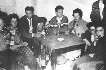 Grupo de amigos. RetascÃ³n.