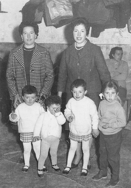 Mujeres y niÃ±os. RetascÃ³n.