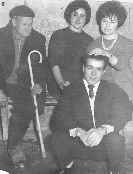 Grupo de vecinos de RetascÃ³n.