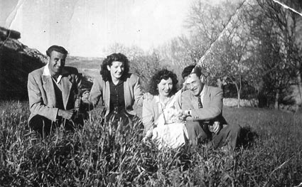 Grupo junto al rÃ­o