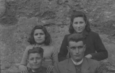 Grupo de vecinos de Badules.