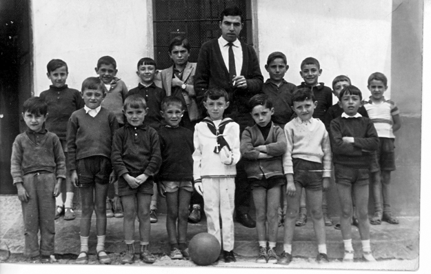 Grupo escolar. BaÃ±Ã³n.