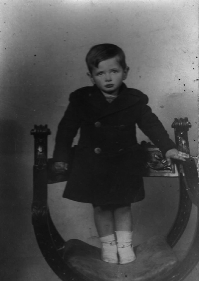 NiÃ±o vecino de Badules.