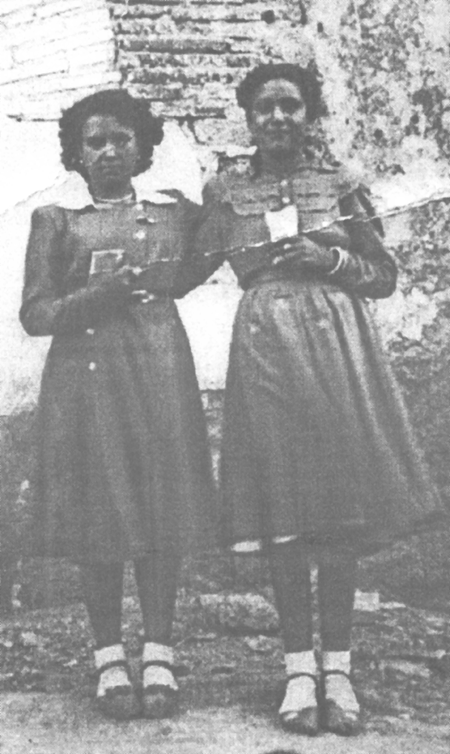 Encarna Valero y AsunciÃ³n. Villarreal de Huerva.