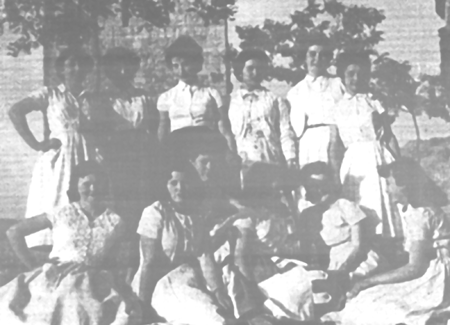 Grupo de amigas. Villarreal de Huerva.