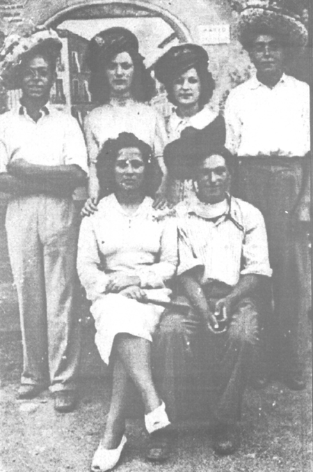 Grupo de amigos de Villarreal de Huerva.