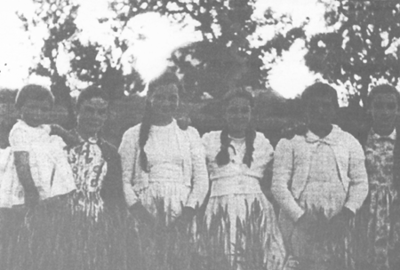 Grupo de niÃ±as. Villarreal de Huerva.