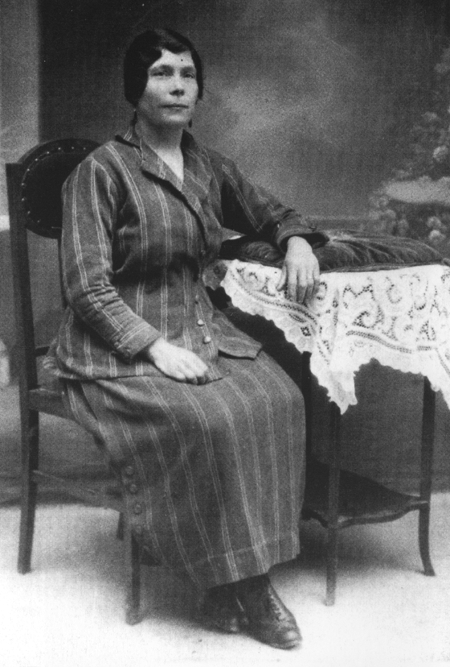 Trinidad Horna Abad. Langa del Castillo.