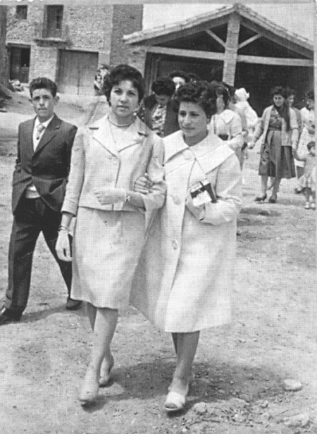 MarÃ­a Valero y Jacinta Quilez. Langa del Castillo.