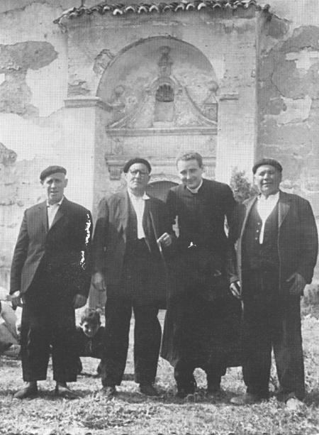 Grupo de vecinos de Langa del Castillo.