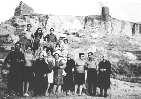 Foto familiar. Langa del Castillo.