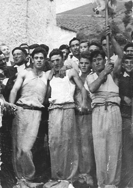 Carrera de sacos. Langa del Castillo.