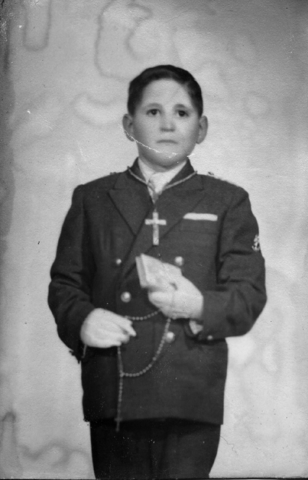 NiÃ±o el dÃ­a de su Primera ComuniÃ³n. Calamocha.