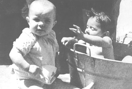 Estrella Franco y Ana LuzÃ³n. Langa del Castillo.