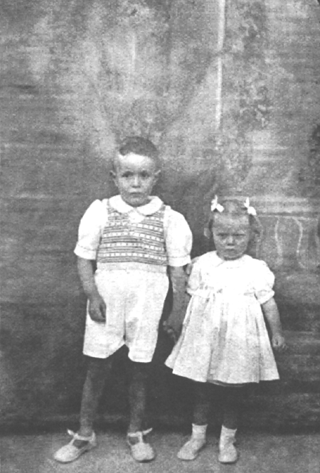 Luciano Caudel y Marisa Valero. Langa del Castillo.