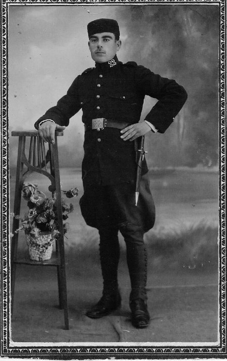 Retrato de militar. Torralba de los Sisones.