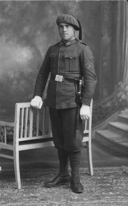 Retrato de un militar. Torralba de los Sisones.