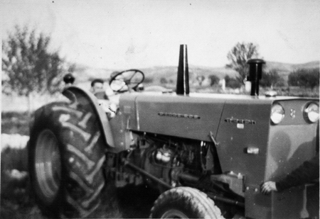Tractor. Torrelosnegros.