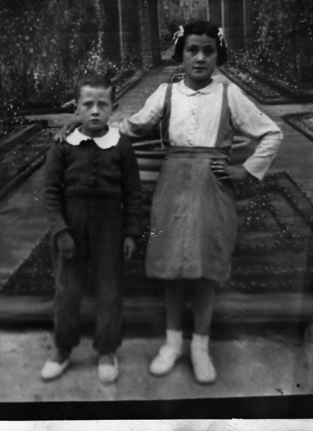 Retrato de dos niÃ±os. Torralba de los Sisones.