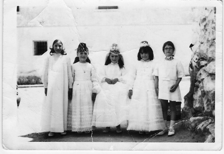 NiÃ±as de comuniÃ³n. Torralba de los Sisones.