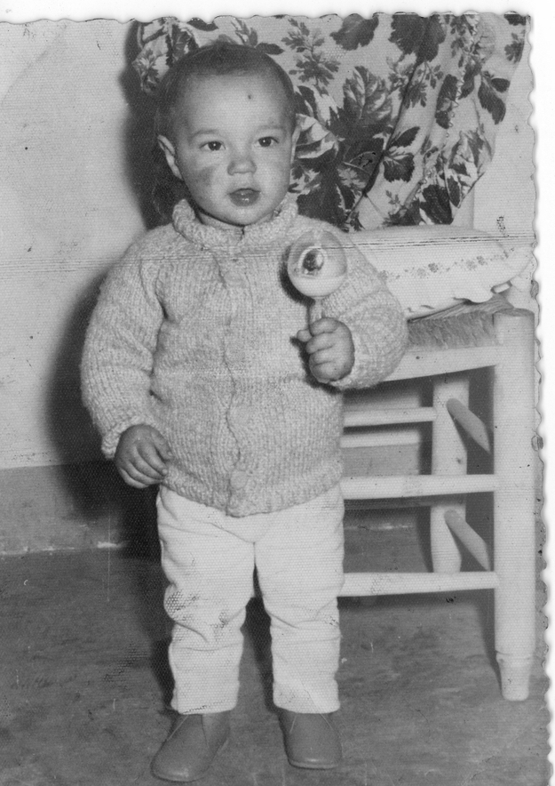 Retrato infantil. BaÃ±Ã³n.