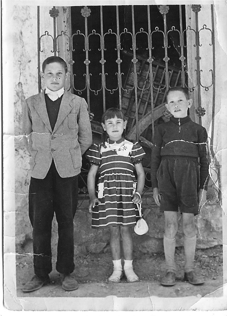 Tres niÃ±os de Bello.