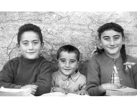 Retrato escolar. Bello.