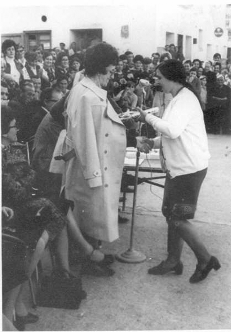 Grupo de vecinos en las fiestas de Morata de Jiloca.
