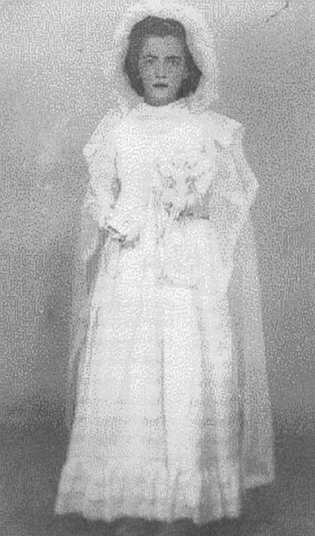 NiÃ±a de primera comuniÃ³n. Morata de Jiloca.