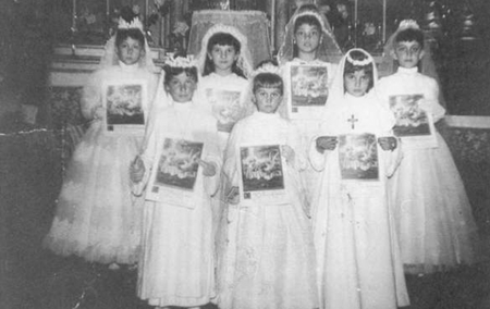 Grupo de niÃ±as de primera comuniÃ³n. Morata de Jiloca.