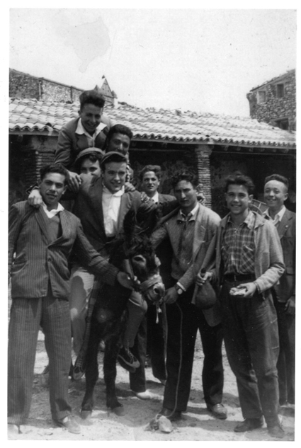 Grupo de amigos en la romerÃ­a