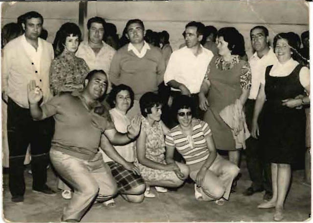 Grupo en fiestas, 1971