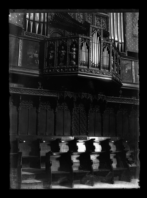 SillerÃ­a del coro de la Colegiata