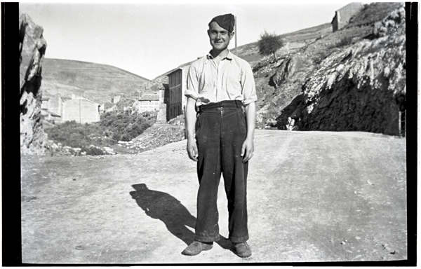 Posando en pueblo desconocido