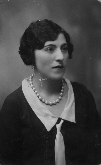 Retrato de mujer. BaÃ±Ã³n.